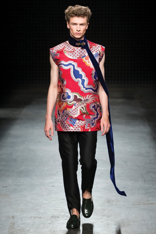 Xander Zhou’s spring/summer 2016 collection